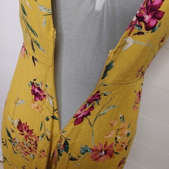 Dynamite floral midi dress XS - Picture 8 of 13